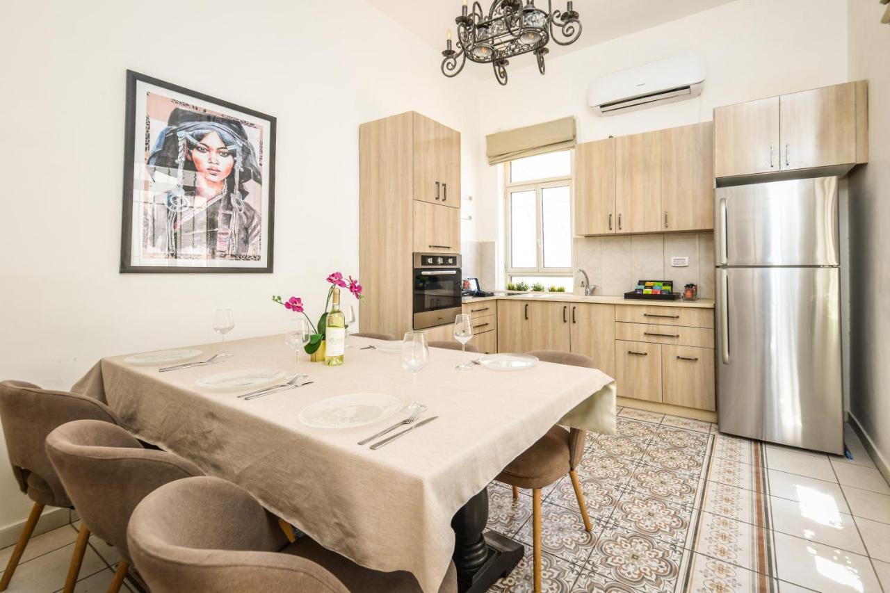 Mamila Pearl, Near Old City - Big Succah During The Holiday Jerusalén Exterior foto